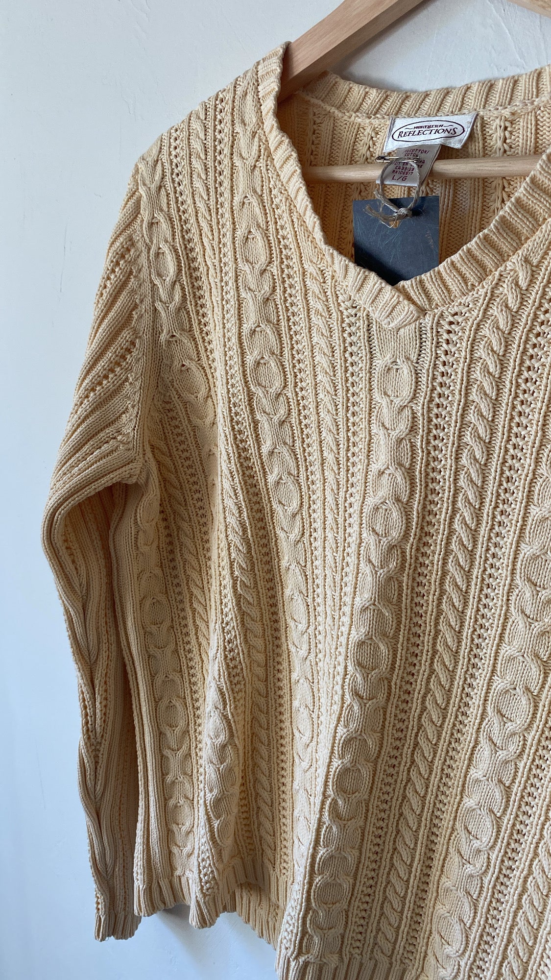 Vintage S115: Pale Butter Northern Reflections Knit