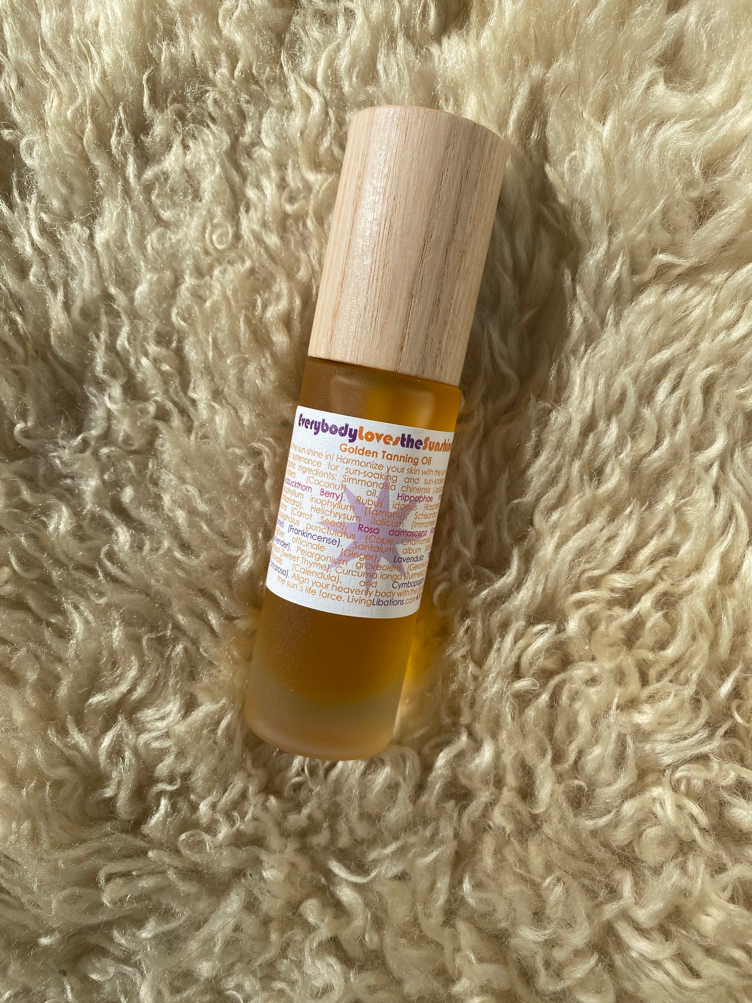 Everyone Loves the Sunshine | Tan + Protection Oil