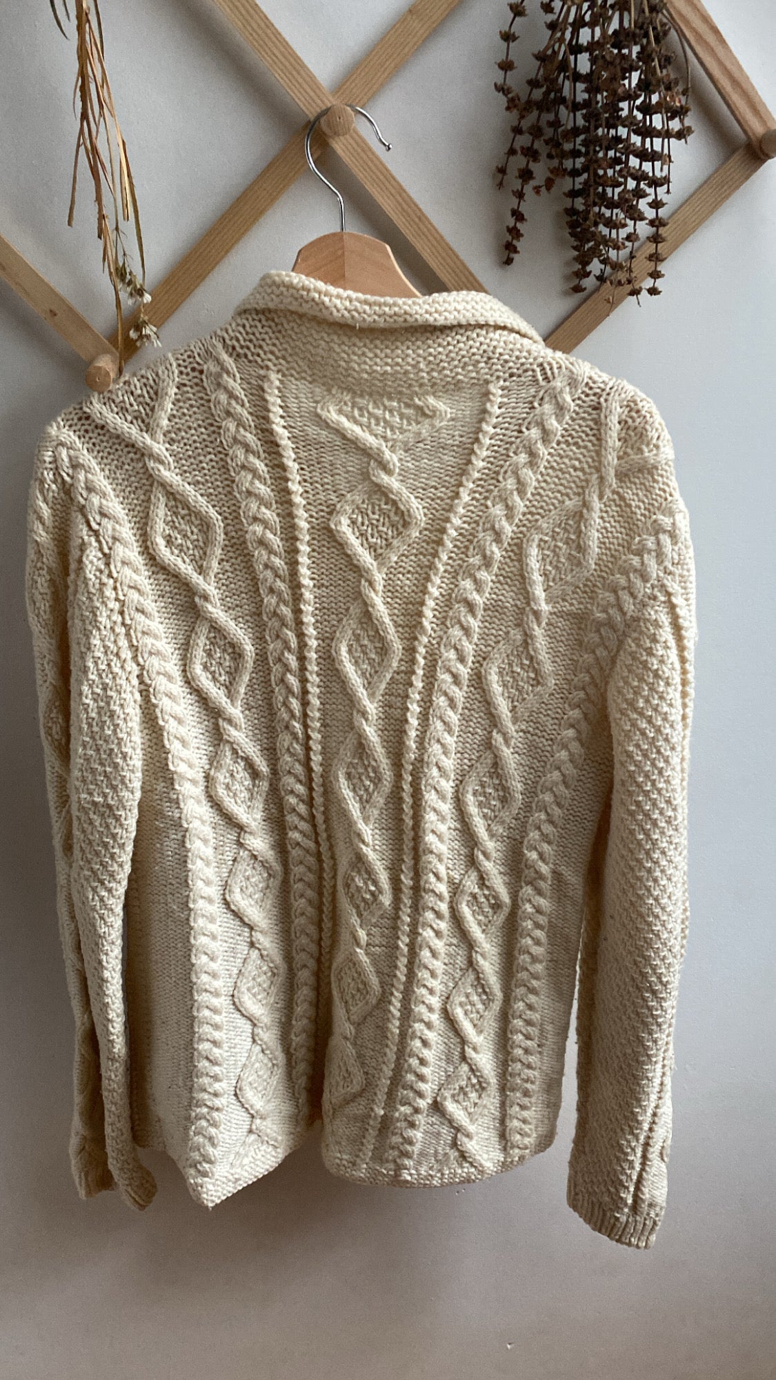 Vintage 087: Handmade Wool Cardigan